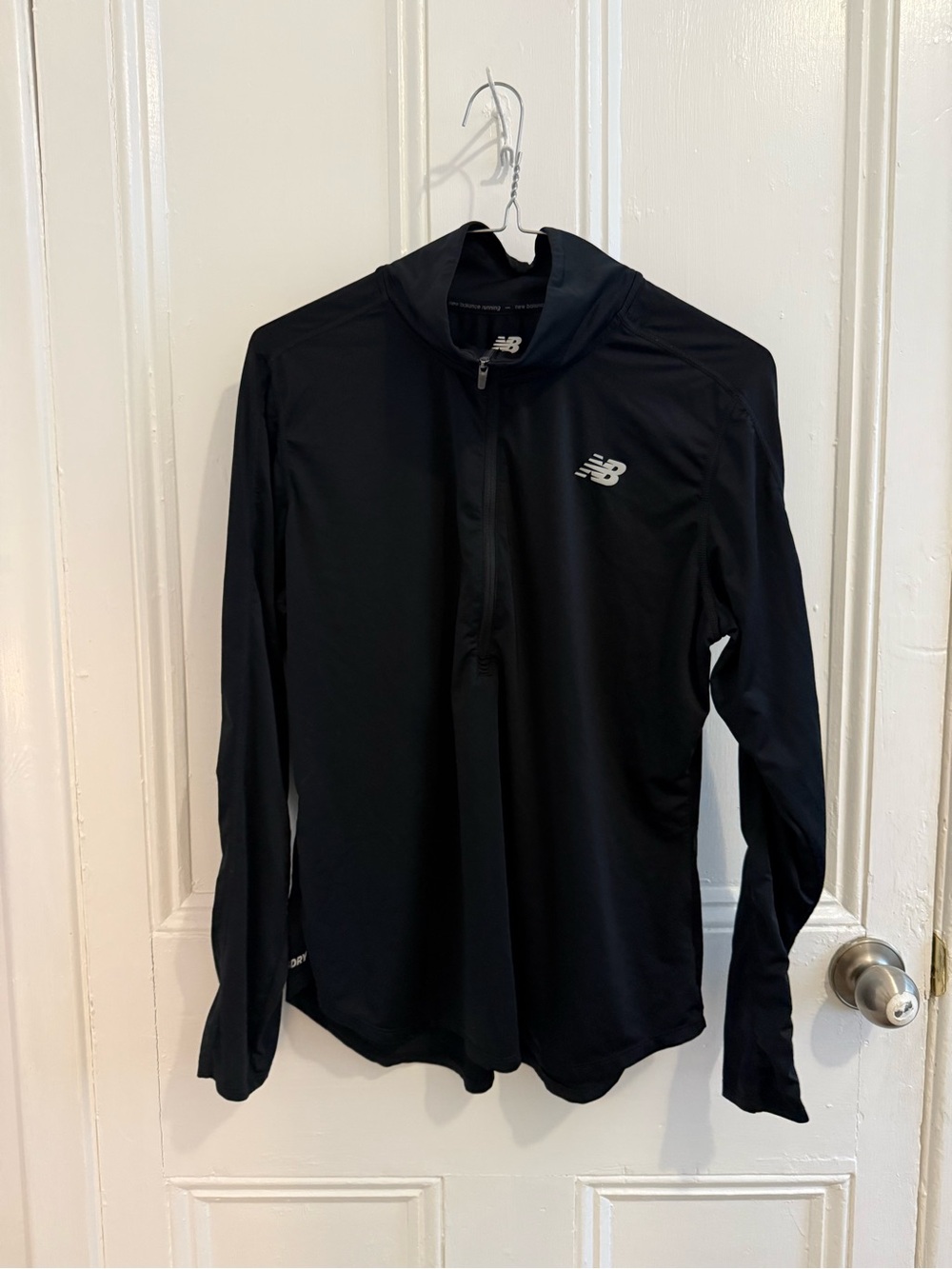 New Balance Women’s Black Running Quarter Zip Pullover Size Large